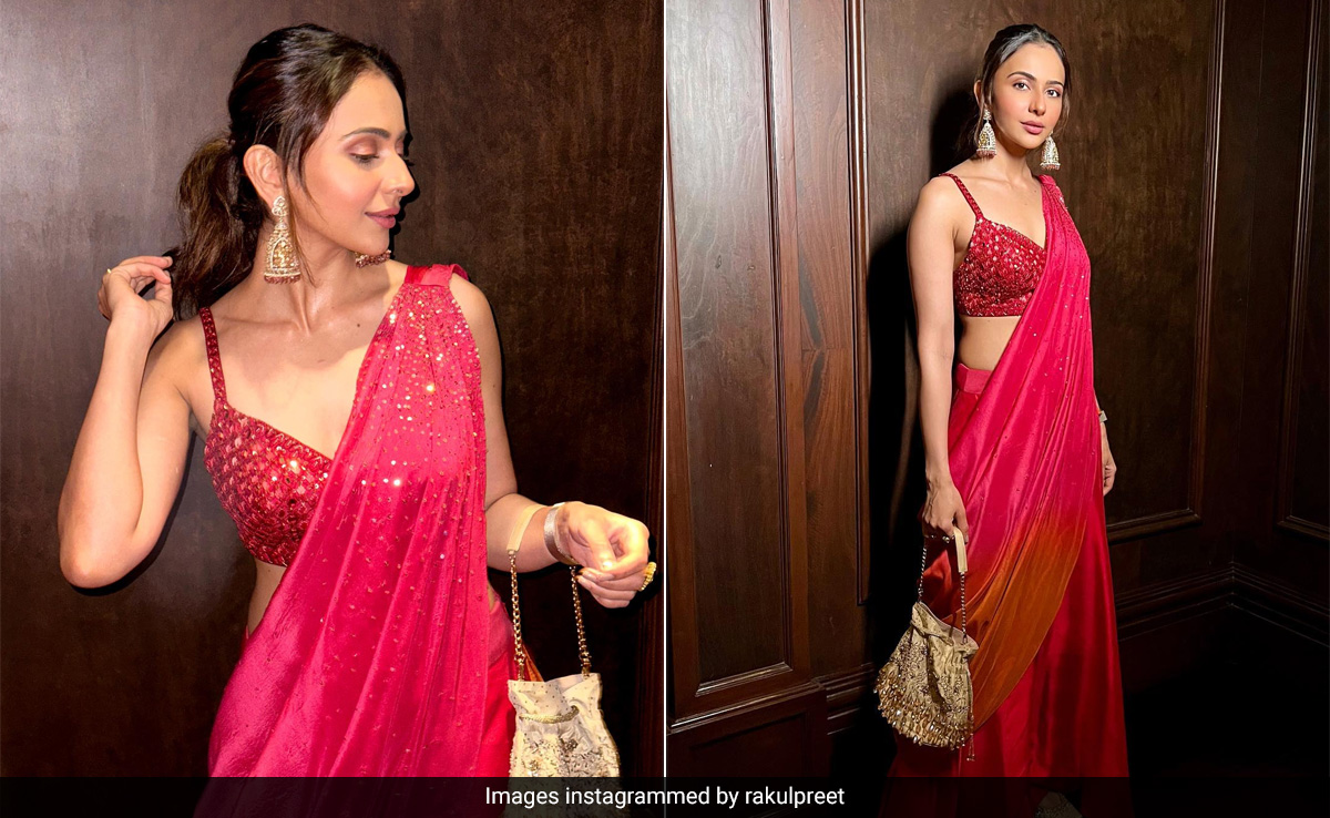 "When Comfort Meets <i>Desi</i>" Is When Rakul Preet Singh Meets A Beautiful Red <i>Saree</i>
