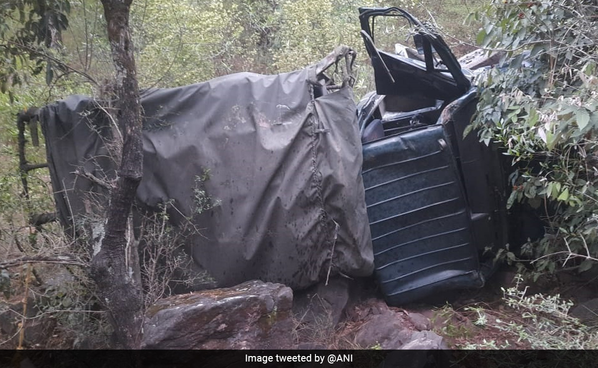 1 Killed After Border Force Vehicle Fell Into Gorge In Jammu And Kashmir's Poonch