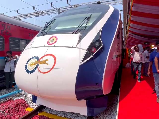 वंदे भारत एक्सप्रेस न्यू जलपाईगुड़ी से गुवाहाटी के बीच दौड़ेगी, जानें किराया, टाइमटेबल