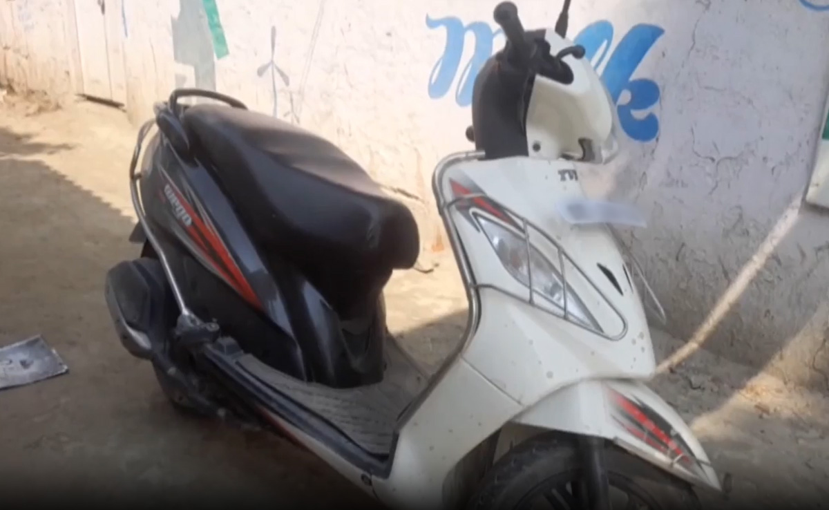 2-Wheeler Owner In Bihar Receives Challan Of Rs 1,000 For Not Wearing Seatbelt