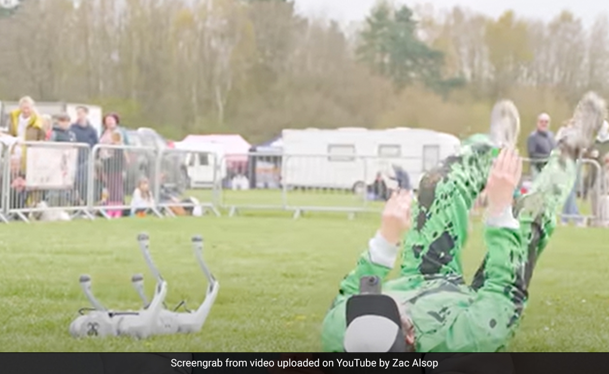 Watch: YouTuber Trains Robot To Dance And Perform Tricks, Takes It To A Dog Show