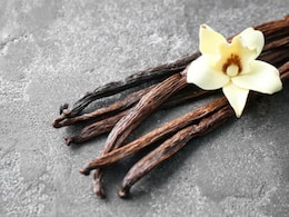 Vanilla Extract Vs Vanilla Essence: What's The Difference And How To Use Them