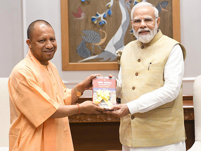 Public Opinion - Does Double Engine <i>Sarkaar</i> Help States?