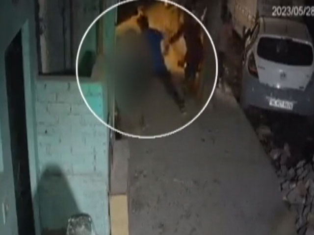 दिल्ली में सरेआम नाबालिग की चाकू-पत्थर से हत्या करने वाला आरोपी बुलंदशहर से अरेस्ट