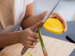 Peel It! 5 Fruits And Vegetables You Should Eat Without The Skin Peel It! 5 Fruits And Vegetables You Should Eat Without The Skin