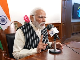 मन की बात में प्रधानमंत्री मोदी ने की इस बेंगलुरु फिटनेस ट्रेनर से बात, पारंपरिक मुदगर से करवाते हैं वर्कआउट मन की बात में प्रधानमंत्री मोदी ने की इस बेंगलुरु फिटनेस ट्रेनर से बात, पारंपरिक मुदगर से करवाते हैं वर्कआउट