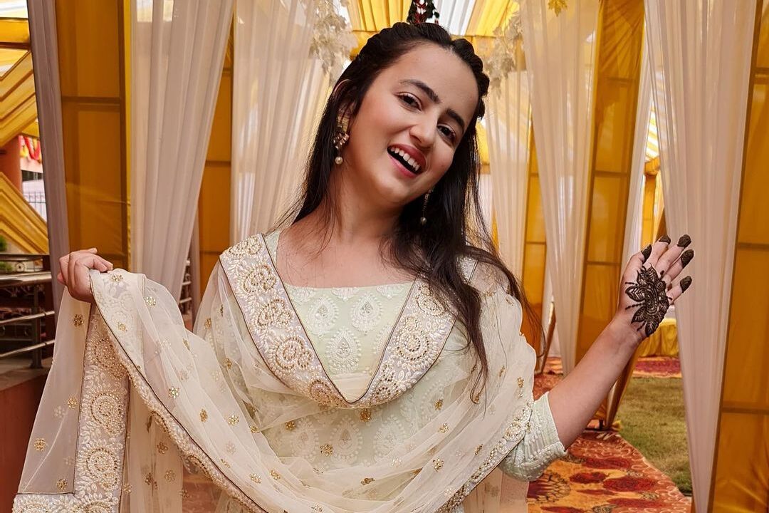 Take a Closer Look into Rubina's Sister Influencer Jyotika Dilaik's Life Through Instagram