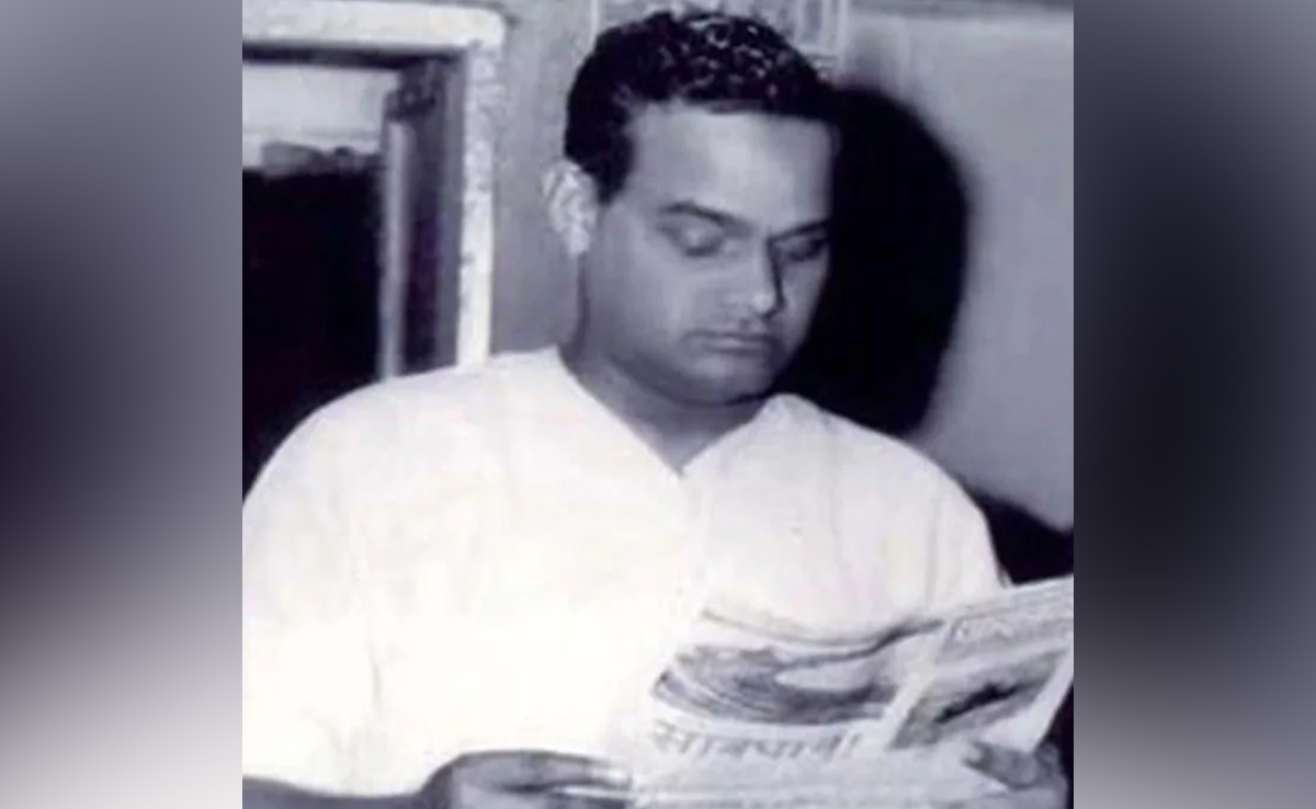When Young Atal Bihari Vajpayee Went To A New York Nightclub In 1960: Biography