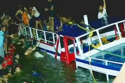 केरल नाव हादसा: अब तक 22 लोगों की मौत, 10 इलाजरत, 5 की तलाश जारी केरल नाव हादसा: अब तक 22 लोगों की मौत, 10 इलाजरत, 5 की तलाश जारी