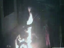 Video: Woman Pulls Bike's Petrol Line, Sets It On Fire In Delhi Video: Woman Pulls Bike's Petrol Line, Sets It On Fire In Delhi