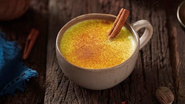 Turmeric has anti-inflammatory properties that can soothe the gut