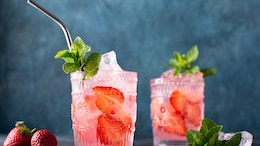 5 Refreshing Drinks That You Can Serve At Your Pool Party