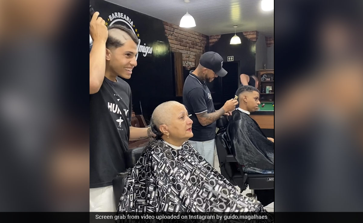 Watch: Barber Shaves His Head To Support Mother Fighting Cancer, Internet Reacts