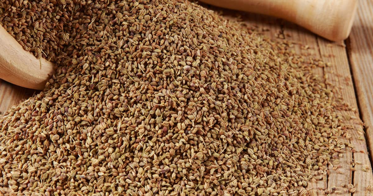 Ajwain Seeds for Skin स्किन के लिए बेहद फायदेमंद है अजवाइन के बीज