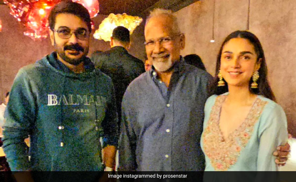 Director Mani Ratnam Finds A New Fan In <i>Jubilee</i> Star Prosenjit Chatterjee: "You're Truly An Inspiration"