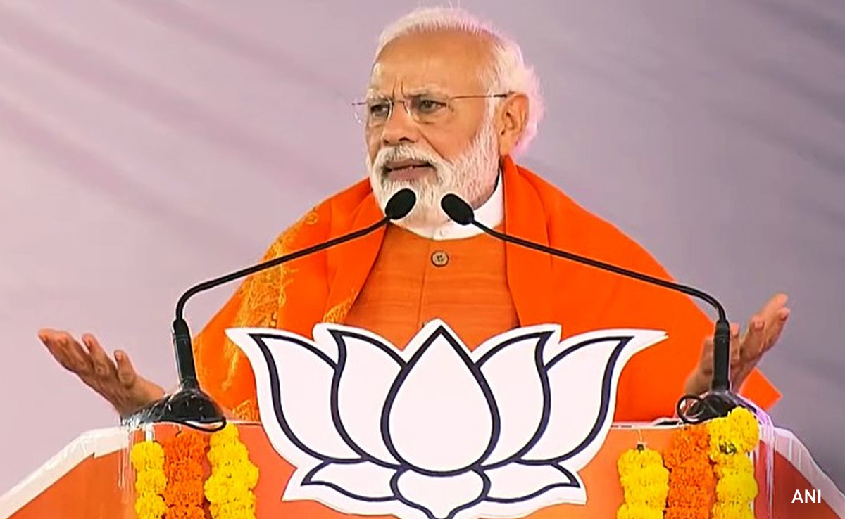 Defence Sector Was Like A "Club" For Congress To "Plunder Nation": PM In Karnataka