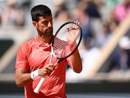 Novak Djokovic Battles Into French Open Second Round, Carlos Alcaraz Waits Novak Djokovic Battles Into French Open Second Round, Carlos Alcaraz Waits