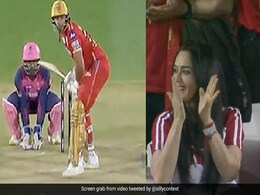 IPL के शाहरुख का कमाल, गेंदबाजों को किया शॉक्ड, 'जारा' की खुशी सातवें आसमान पर, Video IPL के शाहरुख का कमाल, गेंदबाजों को किया शॉक्ड, 'जारा' की खुशी सातवें आसमान पर, Video