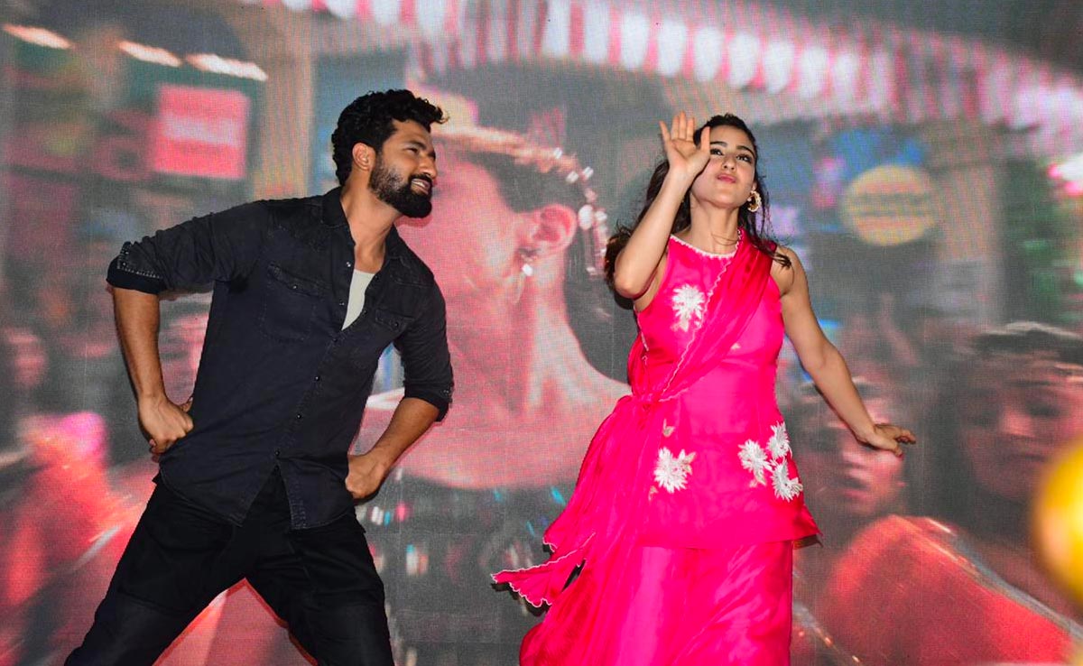 <i>Zara Hatke Zara Bachke</i>, Because Vicky Kaushal And Sara Ali Khan On The Stage