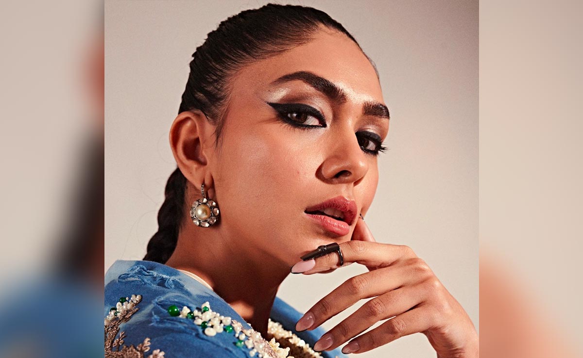 Cannes 2023: Mrunal Thakur Would Love To Show Her Debut OOTD But She Can't "Just Yet"