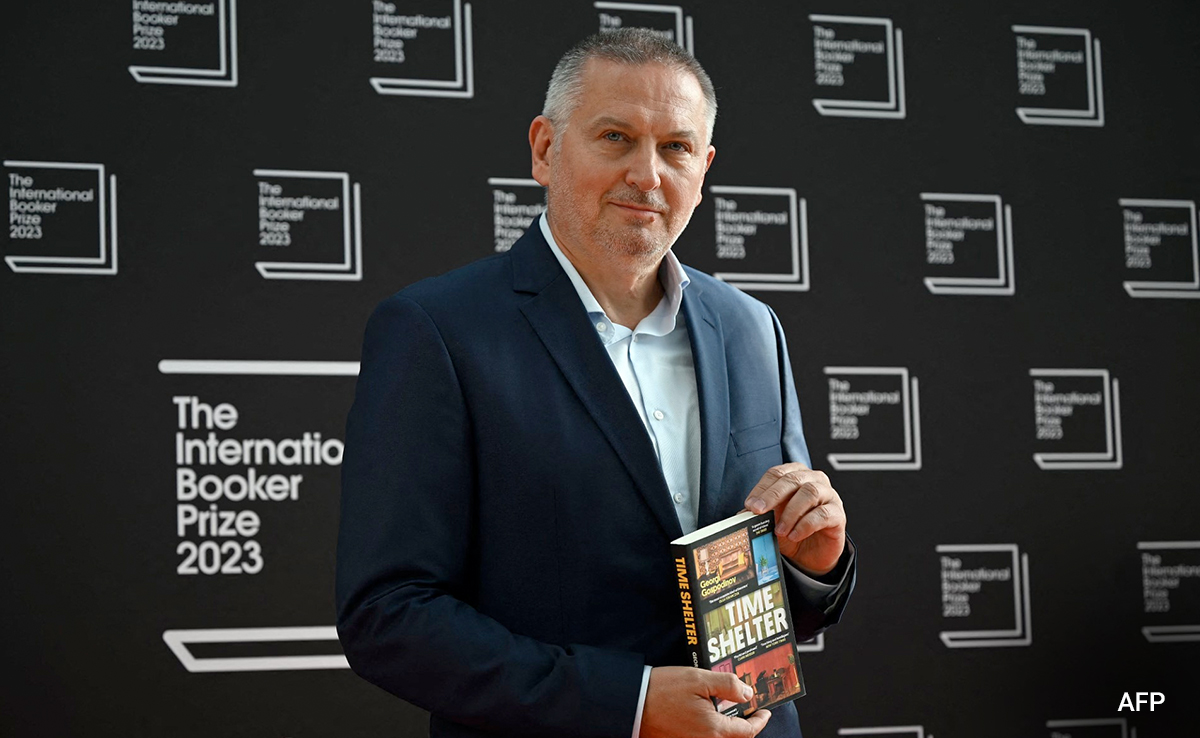 "Time Shelter": Bulgarian Writer Georgi Gospodinov Wins International Booker Prize