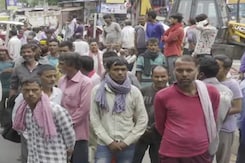 मजदूर दिवस: मजदूरों ने की उत्पीड़न से संरक्षण की मांग, सुनें क्या कुछ कहा मजदूर दिवस: मजदूरों ने की उत्पीड़न से संरक्षण की मांग, सुनें क्या कुछ कहा