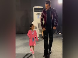 Watch: Salman Khan's Niece Ayat Sharma Follows "Mamu's Footsteps", Like Literally Watch: Salman Khan's Niece Ayat Sharma Follows "Mamu's Footsteps", Like Literally