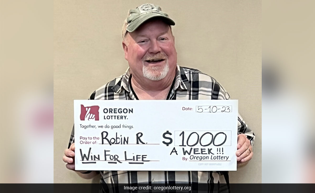 US Truck Driver Wins Lottery Jackpot That Will Pay Him $1000 Payouts Every Week For Life