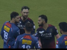 "<i>Bacche</i> Easy...": Pakistan Star's Message To Virat Kohli After Naveen Ul Haq Fight, Claims Teammate "<i>Bacche</i> Easy...": Pakistan Star's Message To Virat Kohli After Naveen Ul Haq Fight, Claims Teammate