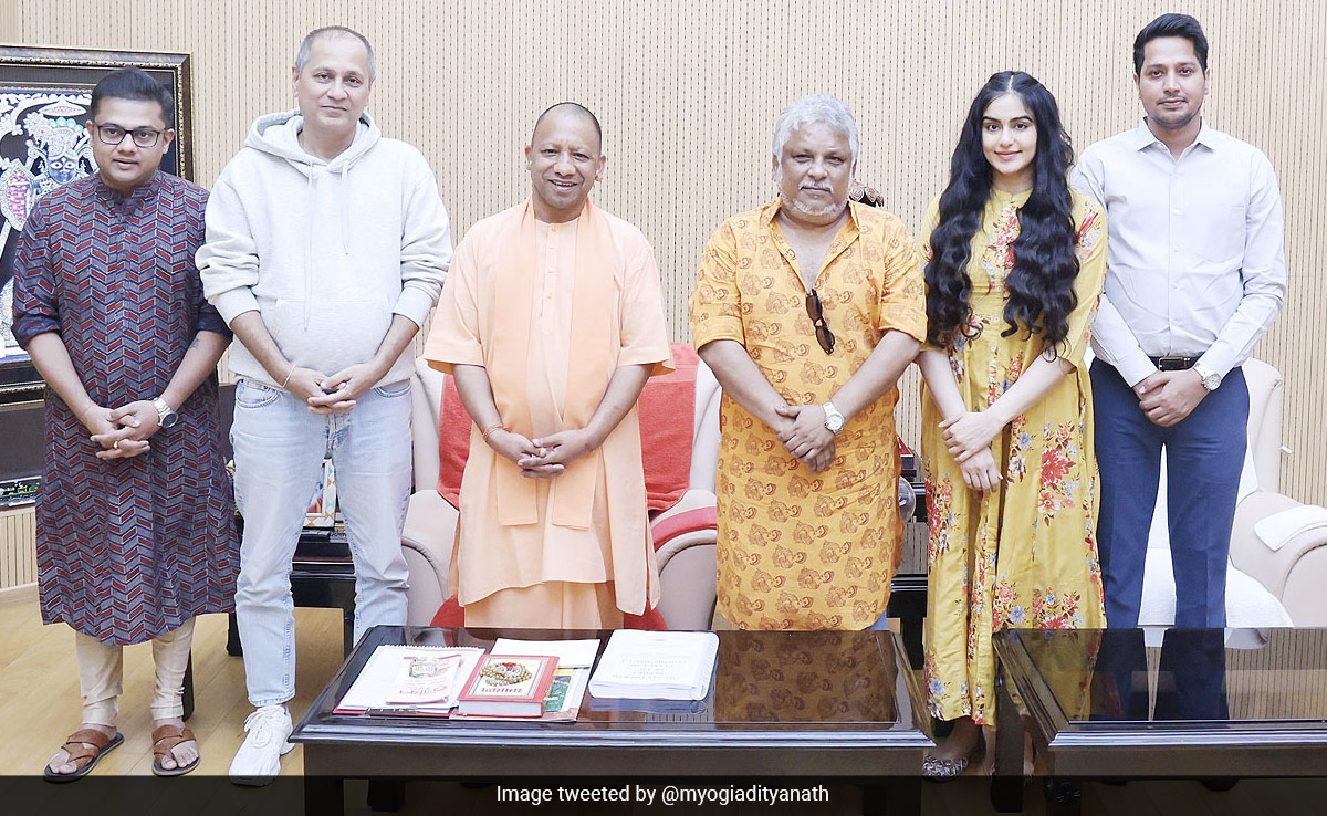 Team '<i>The Kerala Story</i>' Meets Yogi Adityanath, Praises UP Anti-Conversion Law