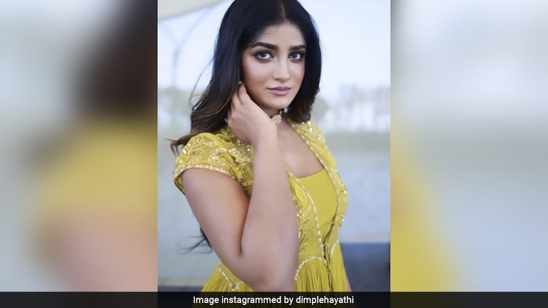 तुम्हारी जिंदगी मेरे जूतों के... तेलुगू एक्ट्रेस पर नौकरानी के चौंकाने वाले दावे, पुलिस ने दर्ज किया केस
