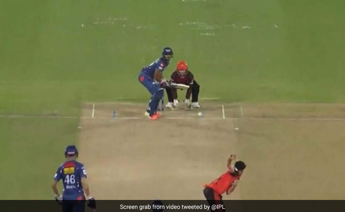 6, Wd, 6, W, 6, 6, 6: IPL में फिर आया भूचाल, एक ओवर में लगे 5 छक्के, पूरन-स्टोइनिस ने मचाया गदर, Video