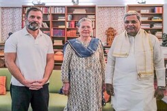 Siddaramaiah Meets Sonia Gandhi, Rahul Gandhi In Delhi Siddaramaiah Meets Sonia Gandhi, Rahul Gandhi In Delhi