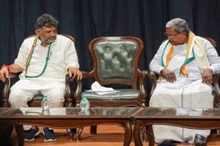 DK Shivakumar vs Siddaramaiah: Who Will Congress Pick As Karnataka Chief Minister? DK Shivakumar vs Siddaramaiah: Who Will Congress Pick As Karnataka Chief Minister?