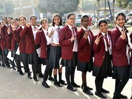 CBSE 10वीं में 95% से ज्यादा स्कोर करने वाले 55 हजार से ज्यादा छात्र, टॉपर्स को क्या मिलता है फायदा?