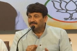 जो-जो केजरीवाल के करीब गया, उसका कद घट गया : बीजेपी सांसद मनोज तिवारी जो-जो केजरीवाल के करीब गया, उसका कद घट गया : बीजेपी सांसद मनोज तिवारी