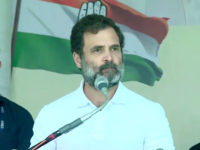 कर्नाटक के शिवमोग्गा में बीजेपी पर जमकर बरसे राहुल गांधी