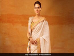 All About Kriti Sanon's 24-Carat Gold Printed Saree At <i>Adipurush</i> Trailer Launch All About Kriti Sanon's 24-Carat Gold Printed Saree At <i>Adipurush</i> Trailer Launch