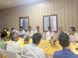 2 Manipur MPs Meet With Meitei, Kuki Scholars In Delhi, Call For Peace 2 Manipur MPs Meet With Meitei, Kuki Scholars In Delhi, Call For Peace