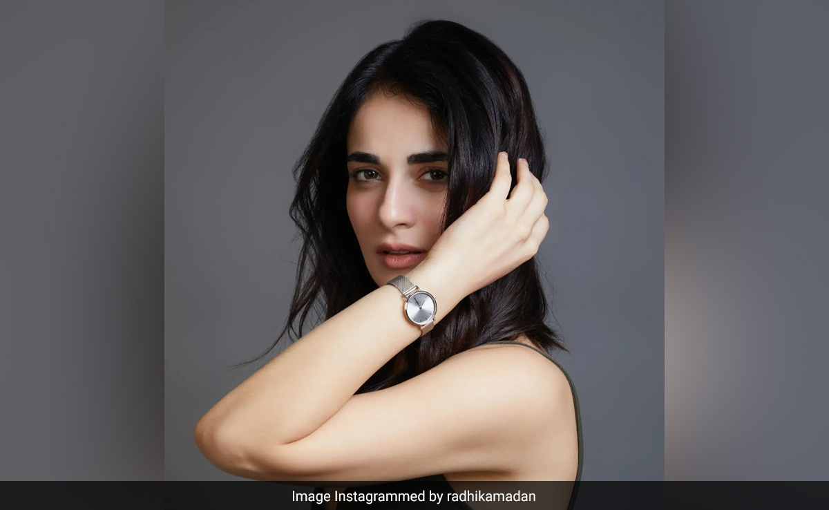 R नाम से शुरू होने वाली लड़कियों के बिहेव में ये हैं वह खास चीज, जान गए तो चौंक जाएंगे आप