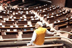 पीएम नरेंद्र मोदी मई के आखिर में नए संसद भवन का करेंगे उद्घाटन पीएम नरेंद्र मोदी मई के आखिर में नए संसद भवन का करेंगे उद्घाटन