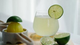 घर पर जरूर Try करें ये Lemon Drinks, गर्मी में भी होगा ठंडक का एहसास