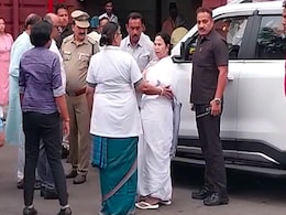 Mamata Banerjee May Undergo Surgery After Ligament Injury In Left Knee Mamata Banerjee May Undergo Surgery After Ligament Injury In Left Knee