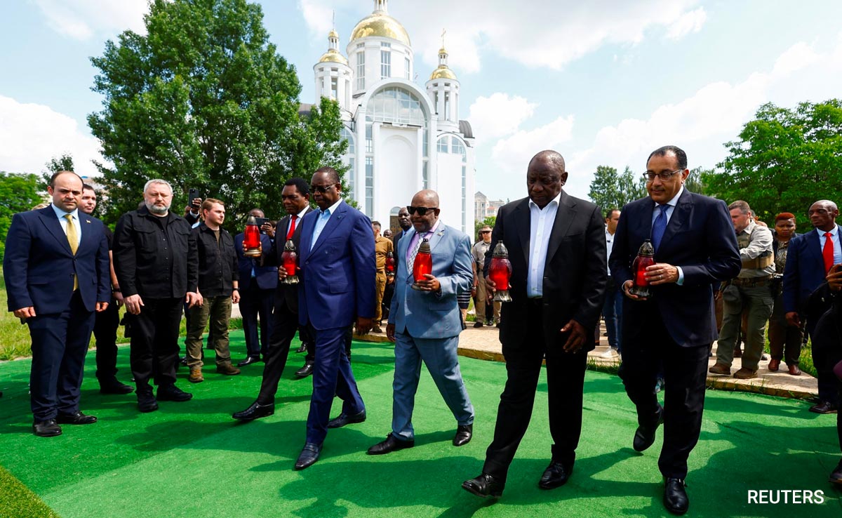 African Leaders Begin Peace Mission In Ukraine Amid Sirens And Explosions