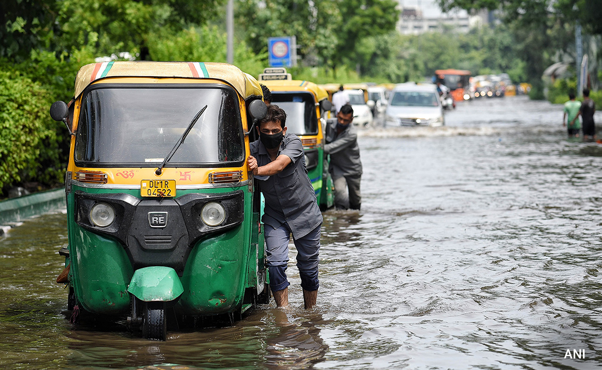 Heat, Humidity And Heavy Rains: What's Driving Delhi's Erratic Weather?