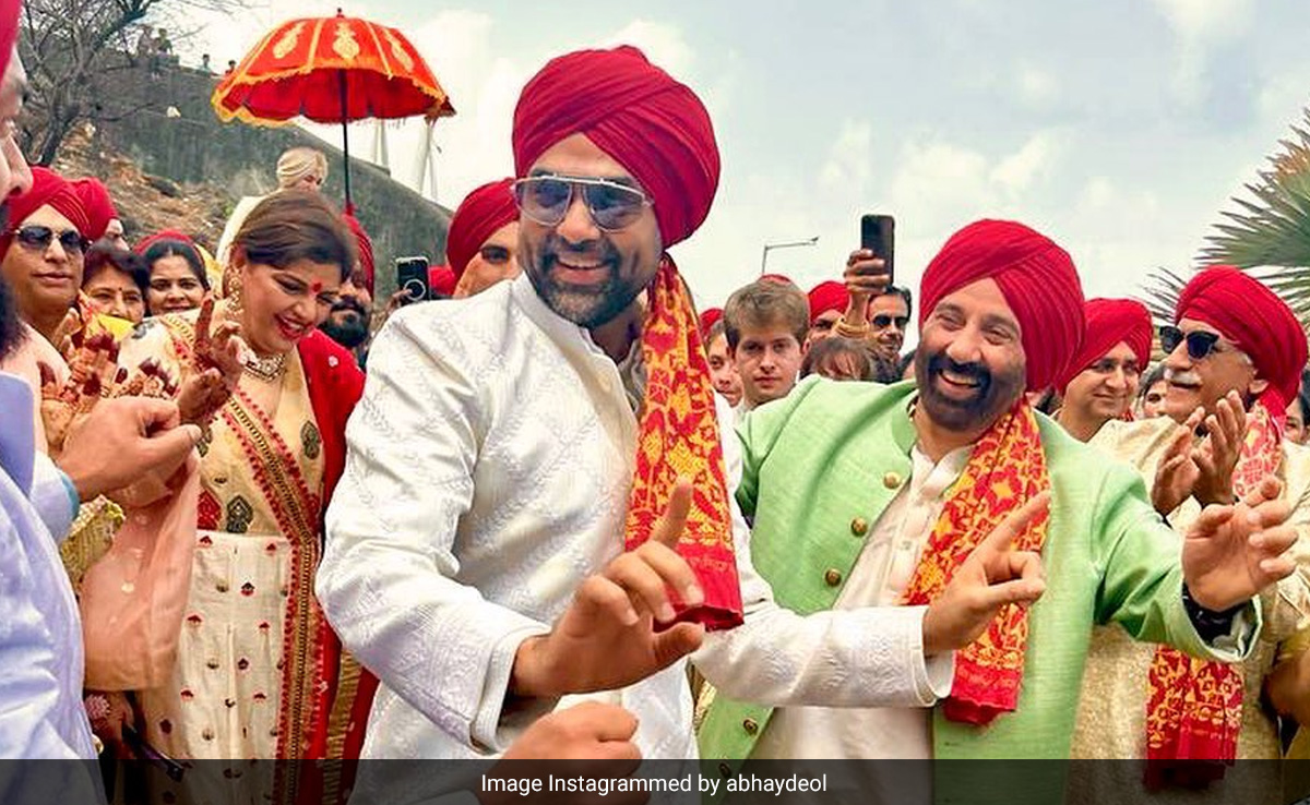 Spot The Deols Dancing In This Wedding Pic: Abhay And Sunny In Front - Bobby's There As Well
