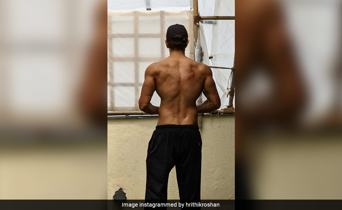 No Prizes For Guessing Whose Back This Is. Why So Fabulous, Hrithik Roshan?