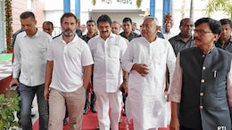 "He Left His Shawl, Turned Car Around": Rahul Gandhi Mocks Nitish Kumar