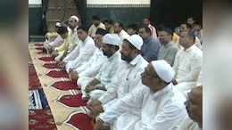 Holi and Juma Namaz: होली और जुमा पर संघर्ष टालने के लिए मुसलमानों ने उठाया बड़ा कदम, नमाज को लेकर किया ये ऐलान