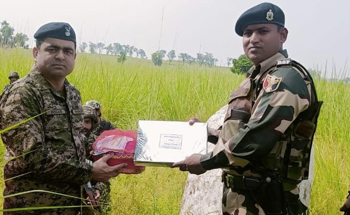 India, Pak Soldiers Exchange Sweets At Border On Eid-Ul-Adha